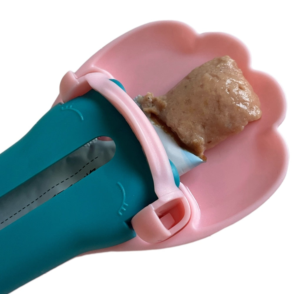 Pet Feeder Spoon Cat Strip Squeeze Spoons Multifunctional Cat Feeding Spoon for Cat Wet Food Treats Liquid Snack Feeding